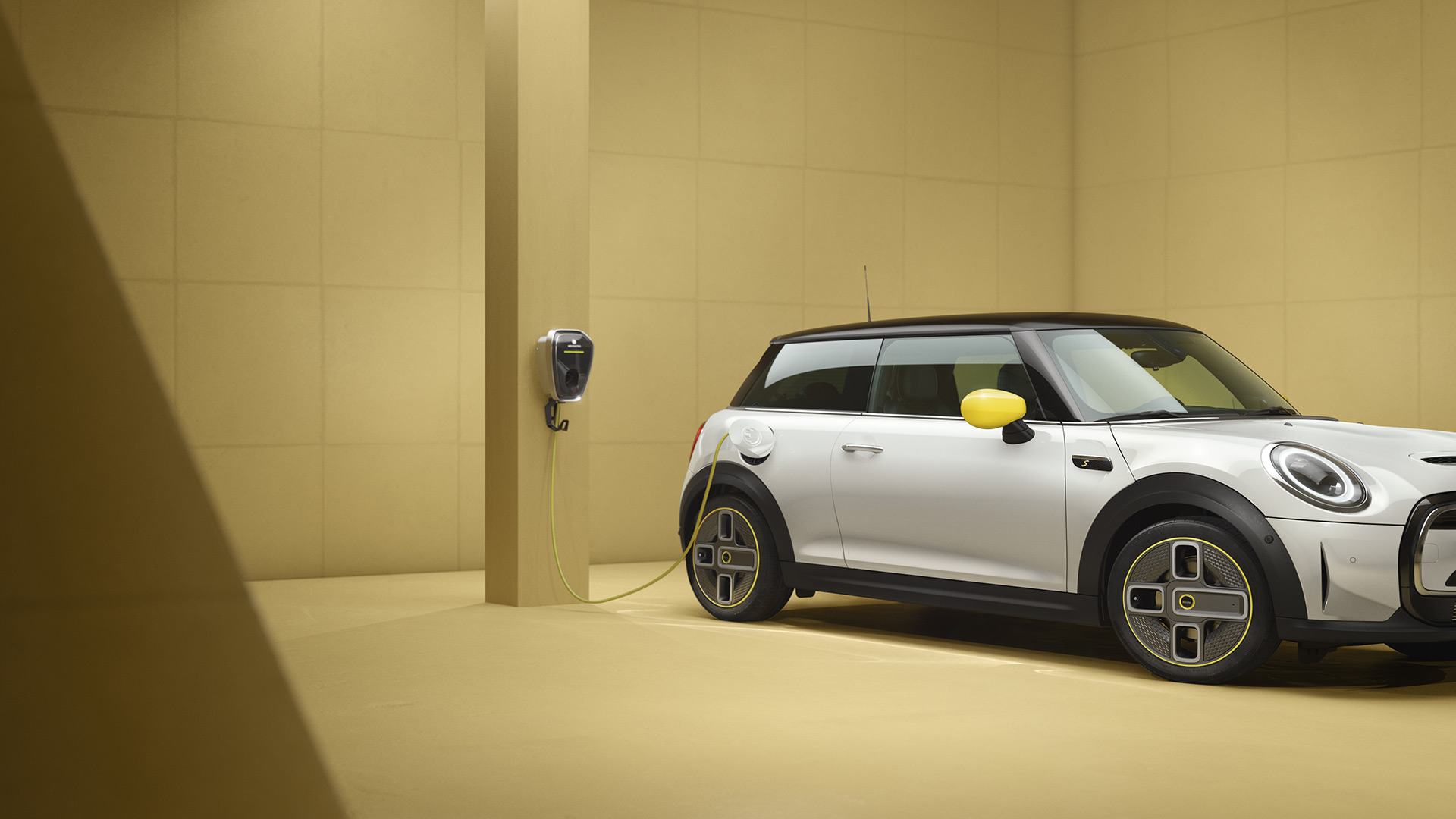 mobil mini cooper electric