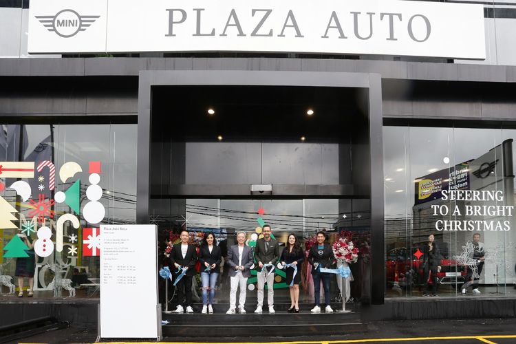 Peresmian Plaza MINI Cooper Pondok Indah.