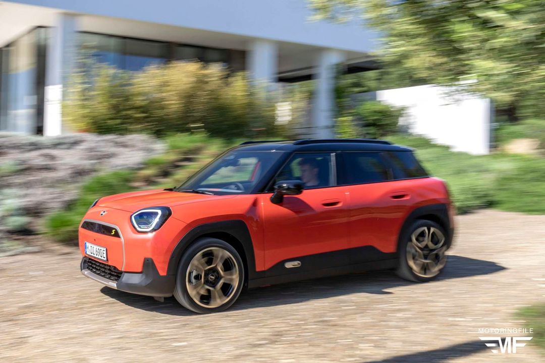 MINI Aceman 2024