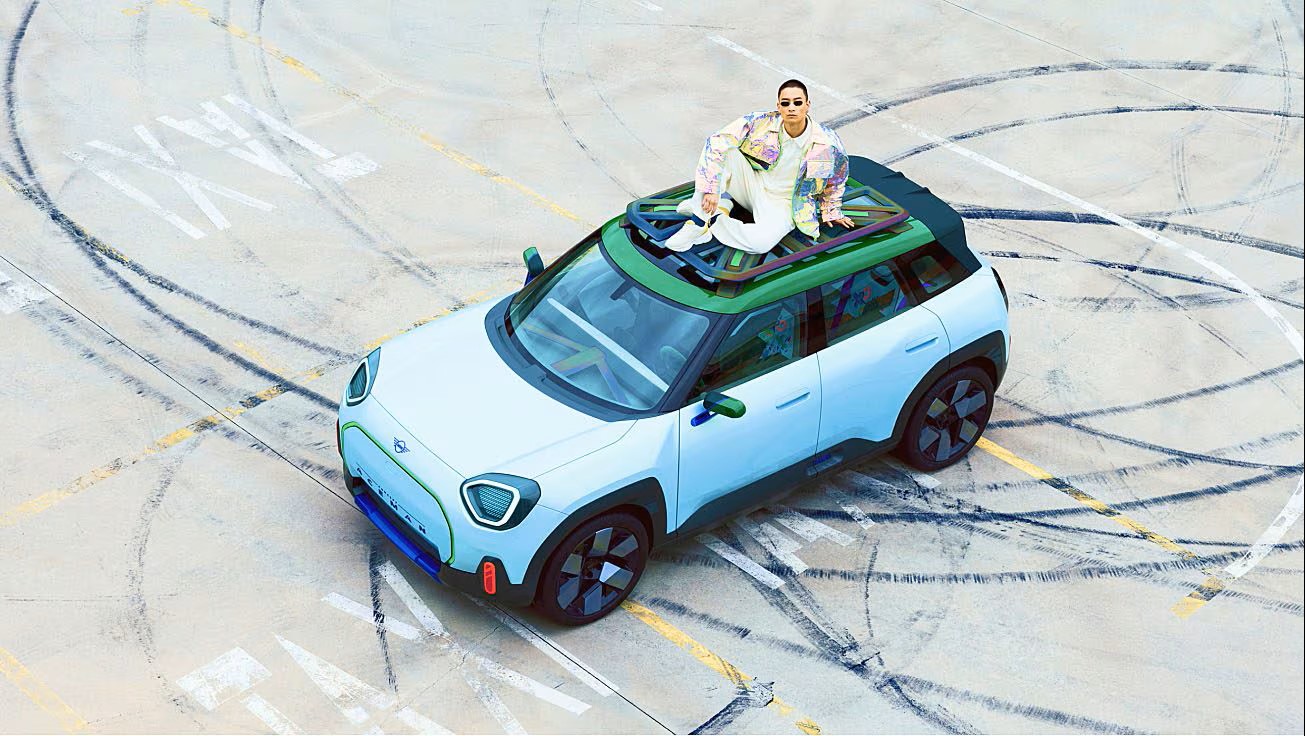 MINI Aceman