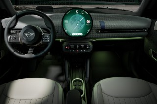 bagian-interior-all-electric-mini-cooper