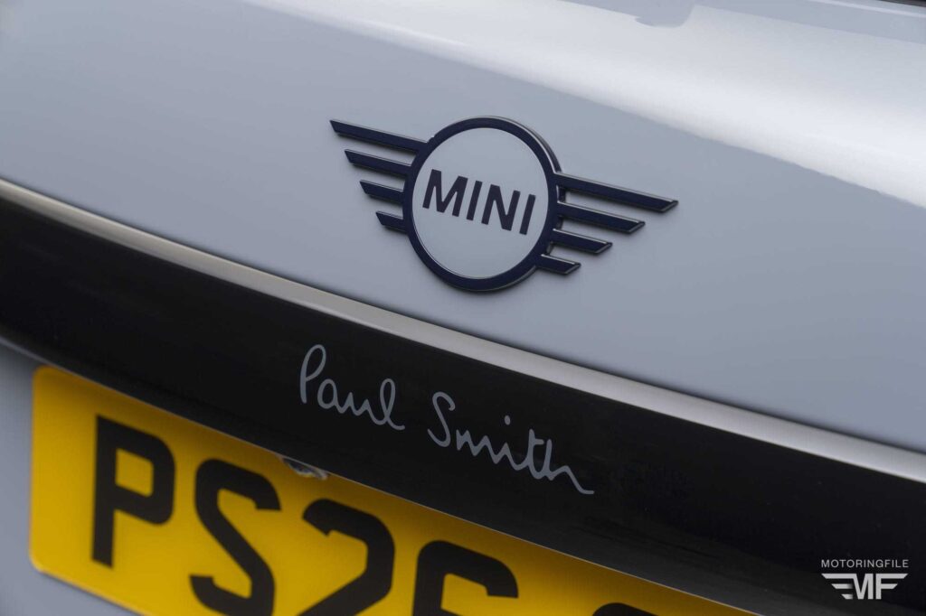 Emblem Paul Smith Edition